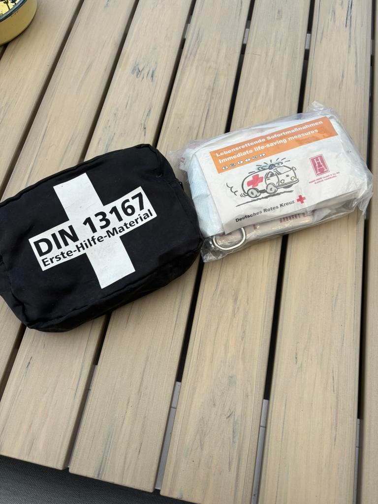 Trousse de premiers secours complète, Enlèvement, Comme neuf