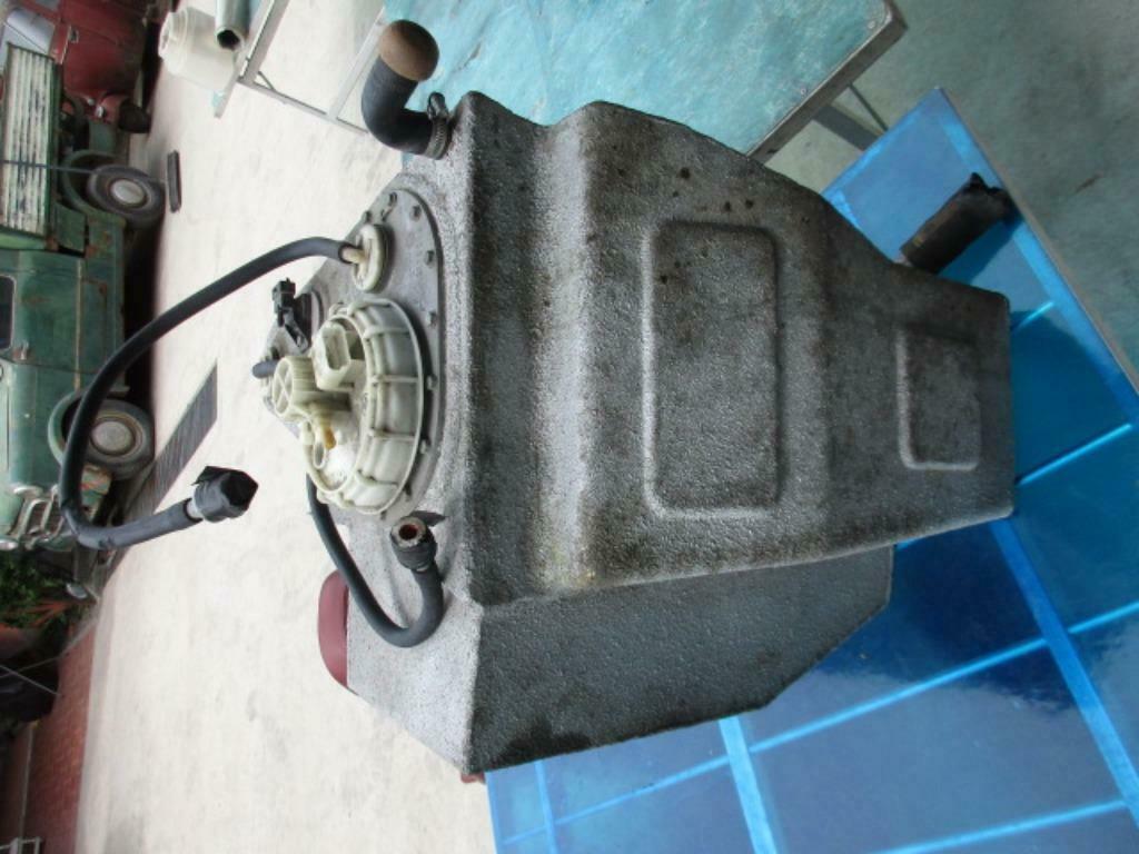Réservoir de carburant droit pour Ferrari 360, Enlèvement ou Envoi, Utilisé, Ferrari