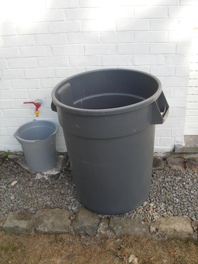 GROTE PLASTIC TUINBAK (REGENBAK, VUILNISBAK, ENZ.), Ophalen, Zo goed als nieuw, Kunststof