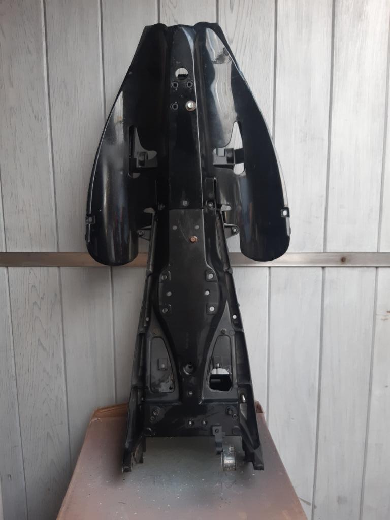 Yamaha r1 rn12+rn19 subframe en bagage drager, Motoren, Ophalen of Verzenden, Gebruikt