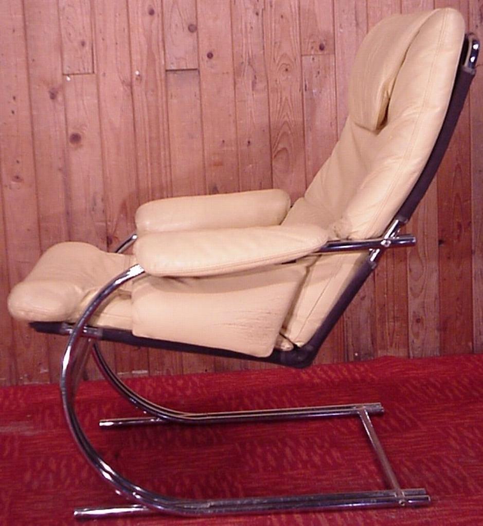 Fauteuil rétro à structure tubulaire design, siège Otteman,, Maison & Meubles, Fauteuils, Utilisé, Cuir, Métal, 50 à 75 cm, 75 à 100 cm