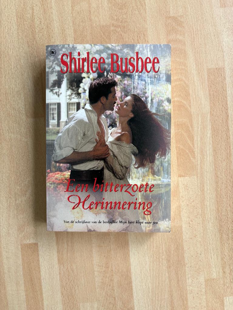 Shirlee Busbee - Een bitterzoete herinnering, Boeken, Ophalen of Verzenden