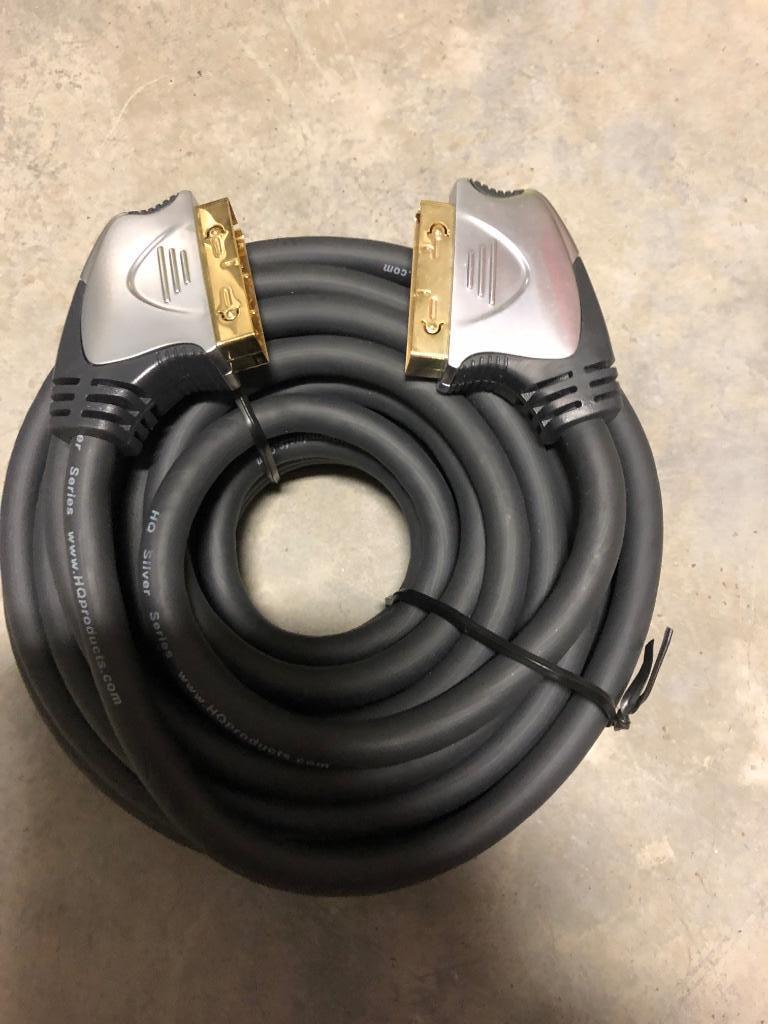 SCART kabels verschillende soorten Nieuw 4,00€, Enlèvement ou Envoi, Neuf, Câble péritel