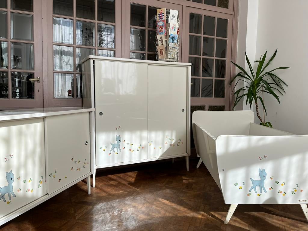 Bambily babykamer, Enlèvement, Utilisé