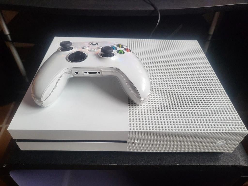 Xbox One S 1TB zo goed als nieuw, Games en Spelcomputers, Ophalen, Xbox One
