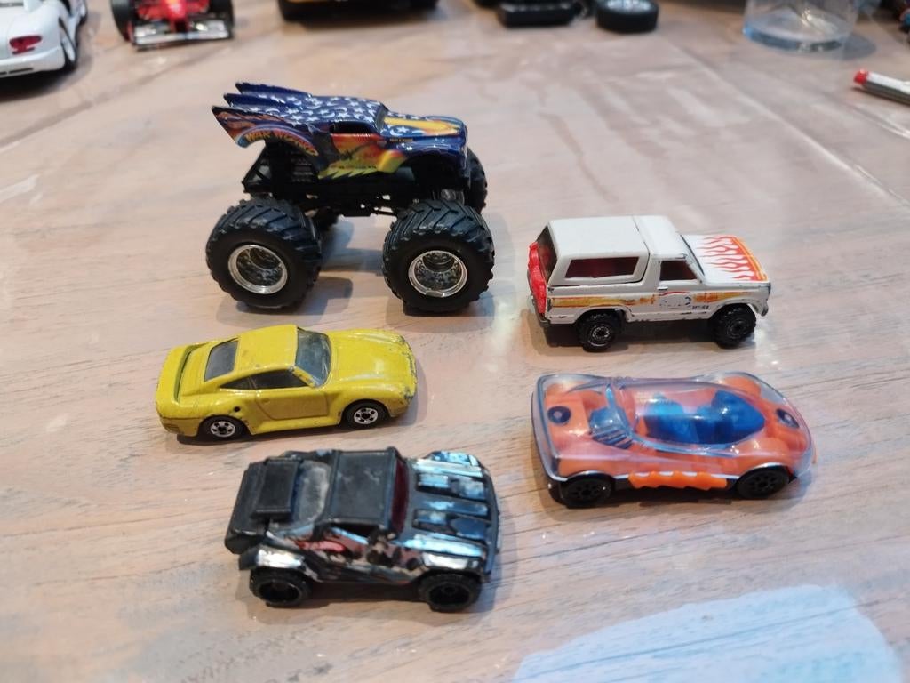 voitures miniatures Hotwheels divers modèles, Ophalen of Verzenden, Gebruikt, Auto