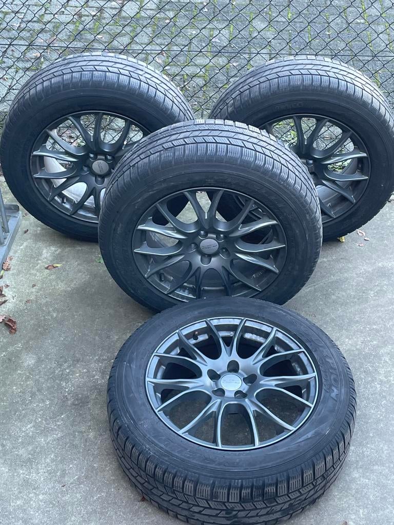 Pirelli 4 velgen met winterbanden, Auto-onderdelen, Banden en Velgen, Ophalen, Winterbanden, Velg(en)