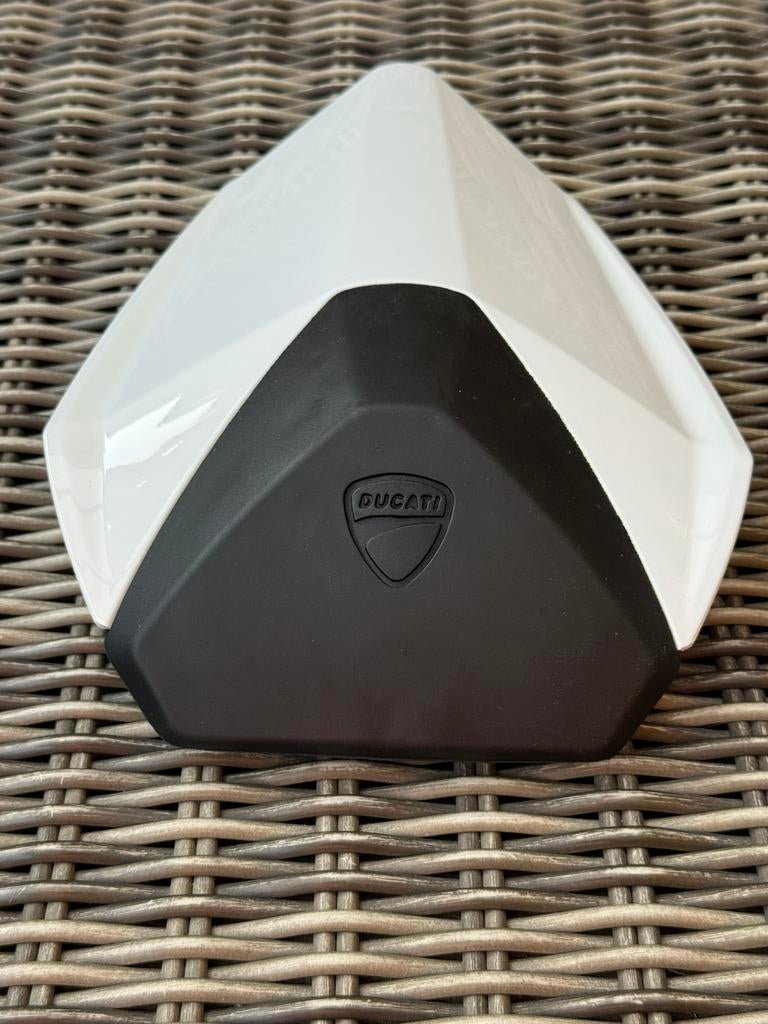 Achter cover zitje voor Ducati 899 Panigale. ( Nieuw ), Motoren, Ophalen