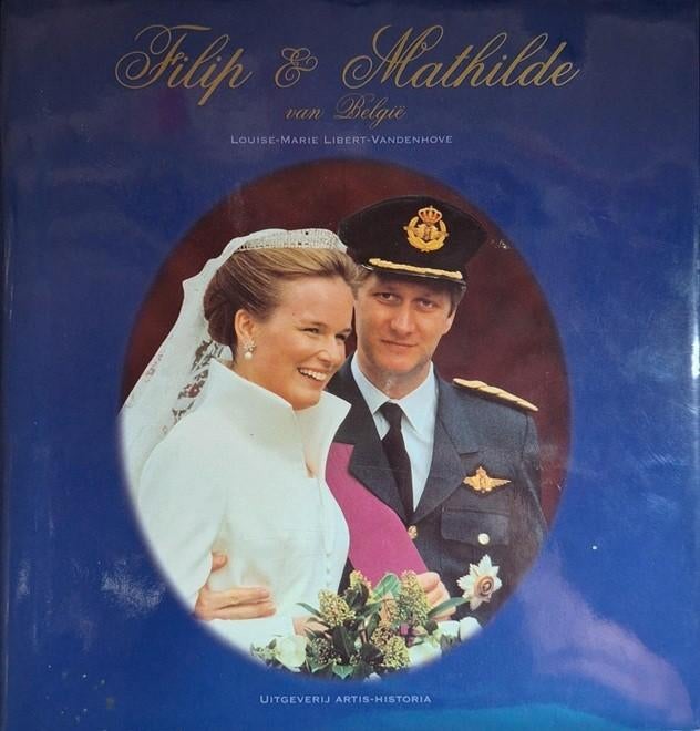 Boek Filip en Mathilde van België, Verzamelen, Ophalen of Verzenden, Nieuw, Tijdschrift of Boek