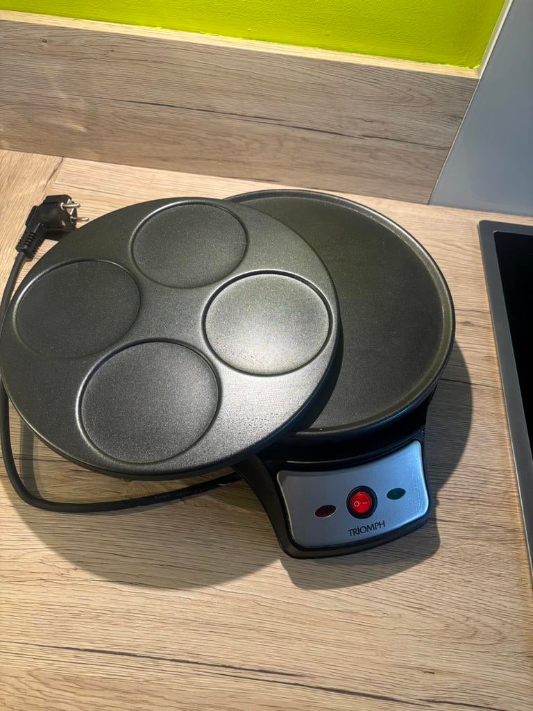 Crêpière Triomph, Electroménager, Enlèvement, Comme neuf