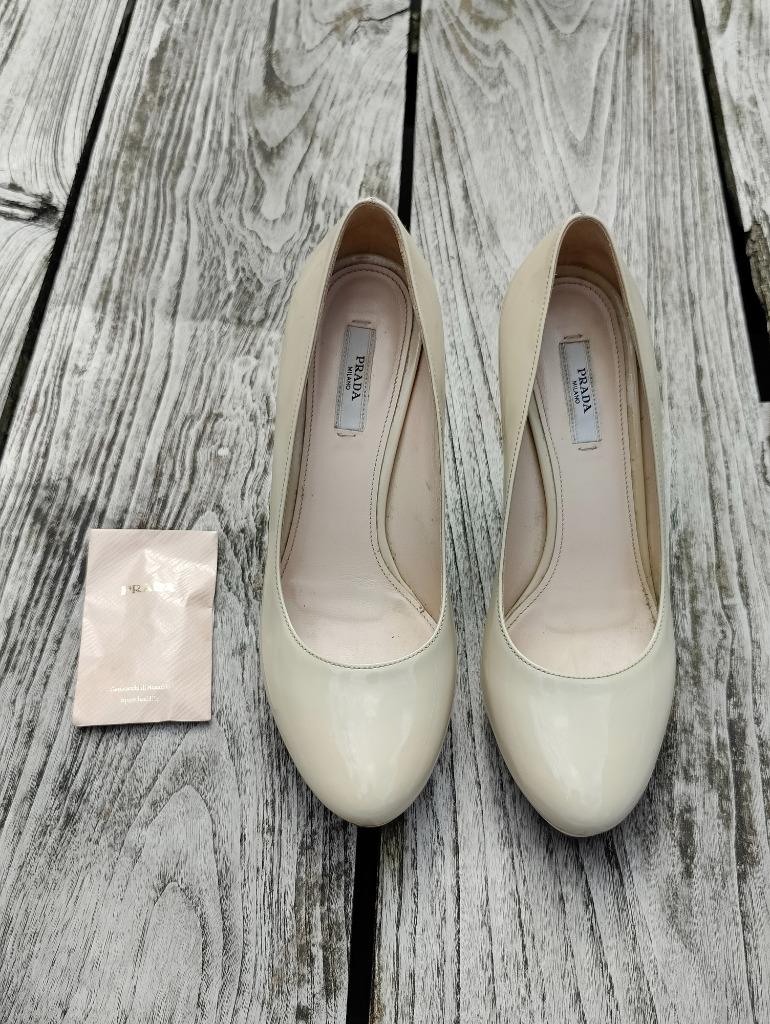 Vintage Prada pumps maat 38, Kleding | Dames, Schoenen, Ophalen of Verzenden, Gedragen, Pumps