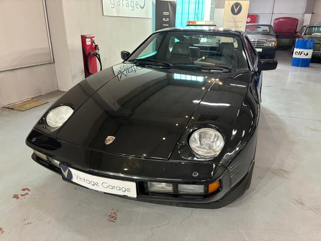 Porsche 928 Manueel, 4 zetels, Achterwielaandrijving, Zwart, Leder