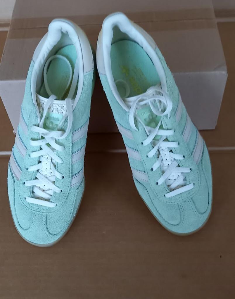 Chaussures de sport, Adidas, Gazelle, Vêtements | Femmes, Enlèvement ou Envoi, Adidas, Sneakers et Baskets, Comme neuf