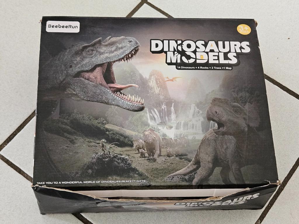Figurines dinosaure, Enlèvement, Comme neuf