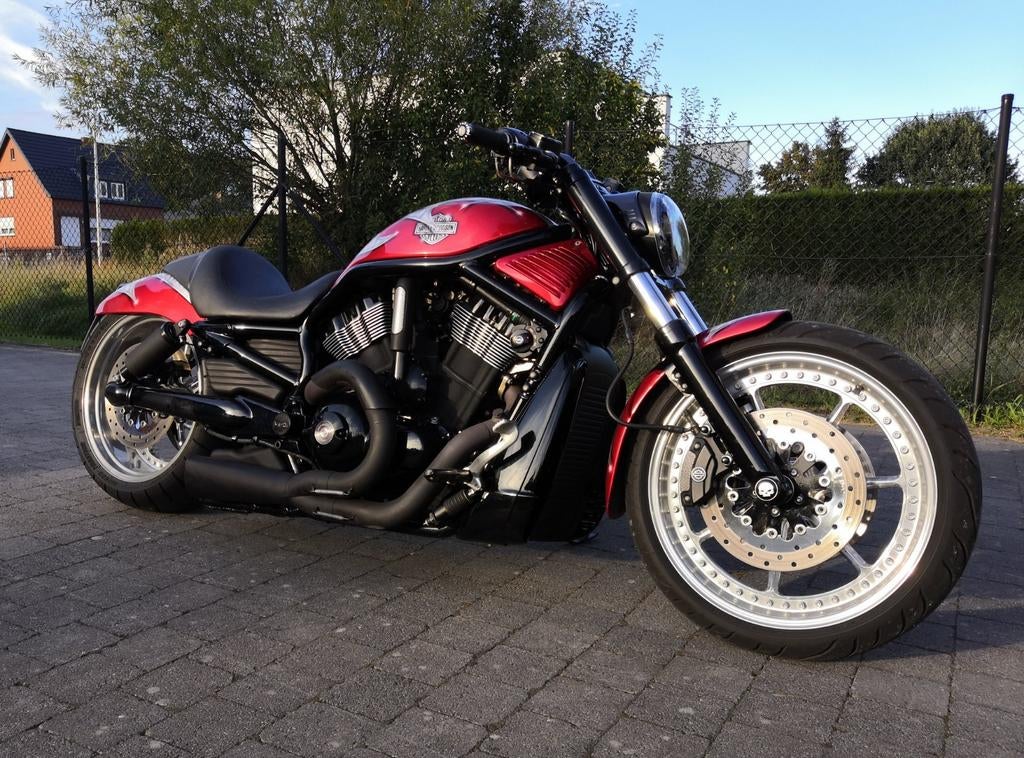 Harley Davidson V rod, Night Rod airbrush set, Motoren, Ophalen of Verzenden, Gebruikt