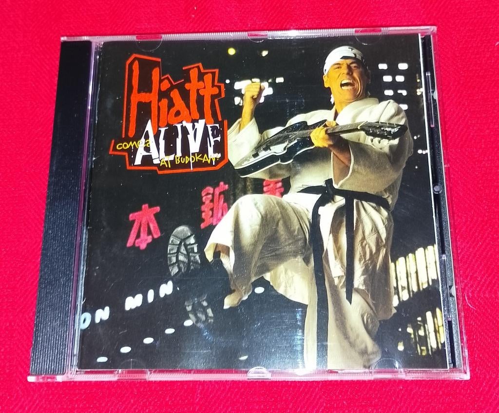 John Hiatt  "Comes Alive at Budokan"  CD, Ophalen of Verzenden, Zo goed als nieuw
