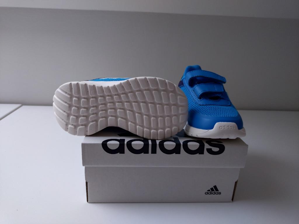 Nieuwe schoentjes Adidas maat 22, Kinderen en Baby's, Babykleding | Schoentjes en Sokjes, Adidas, Schoentjes, Jongetje of Meisje