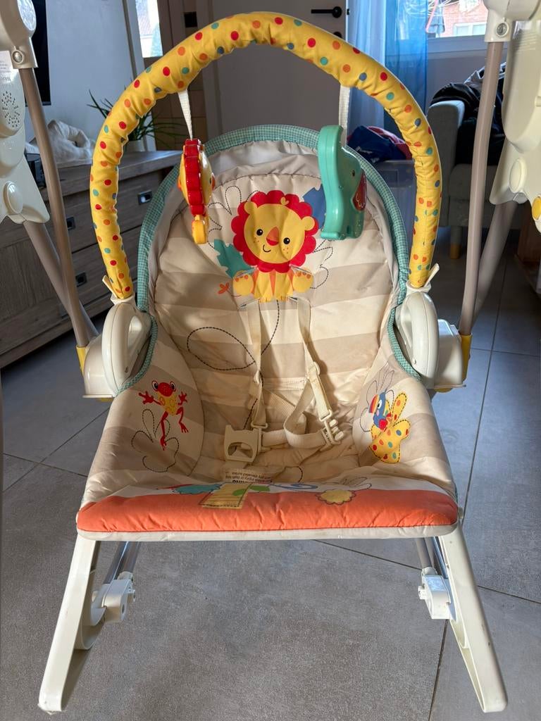 Schommelstoel elektrisch met muziek - fisherprice, Kinderen en Baby's, Ophalen, Zo goed als nieuw, Schommelstoel