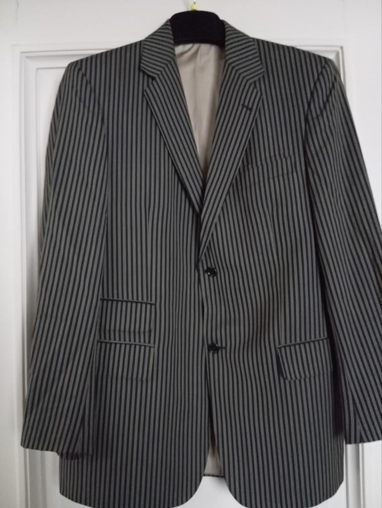VINTAGE blazer - finest wool size: 54, Kleding | Heren, Kostuums en vesten, Ophalen of Verzenden, Zo goed als nieuw