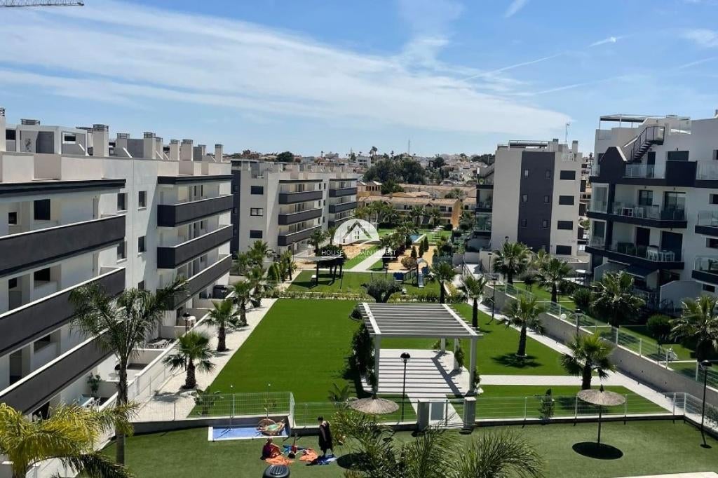 Luxe penthouse inVillamartin Valentino Golf, Immo, Spanje, 115 m², 2 kamers, Valentino Golf II in Villamartin.