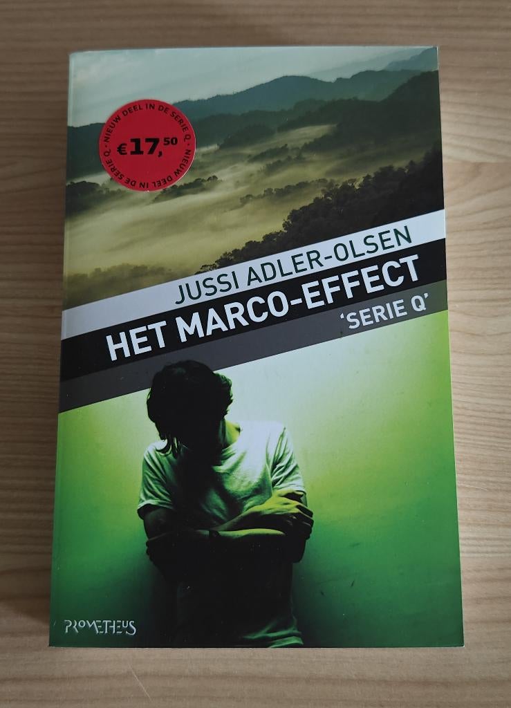 Het Marco‑effect – Jussi Adler‑Olsen Serie Q Thriller, Boeken, Thrillers, Nieuw, Ophalen of Verzenden