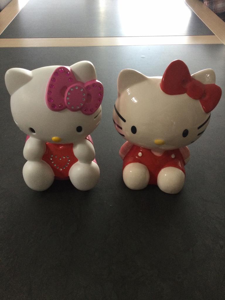 Hello kitty spaarpotten, Verzamelen, Spaarpotten, Ophalen, Zo goed als nieuw