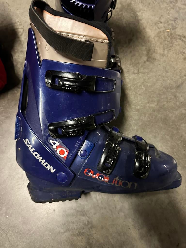 Skilatten Atomic + skibotten Salomon, Sport en Fitness, Skiën en Langlaufen, Ophalen, Stokken, Salomon, Zo goed als nieuw