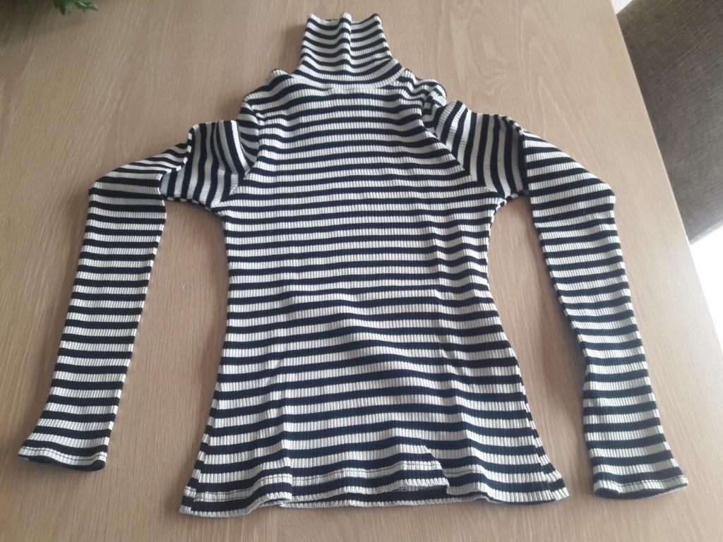 T-shirt Sisters point M, Kleding | Dames, T-shirts, Zo goed als nieuw, Maat 38/40 (M), Zwart, Lange mouw, Ophalen of Verzenden