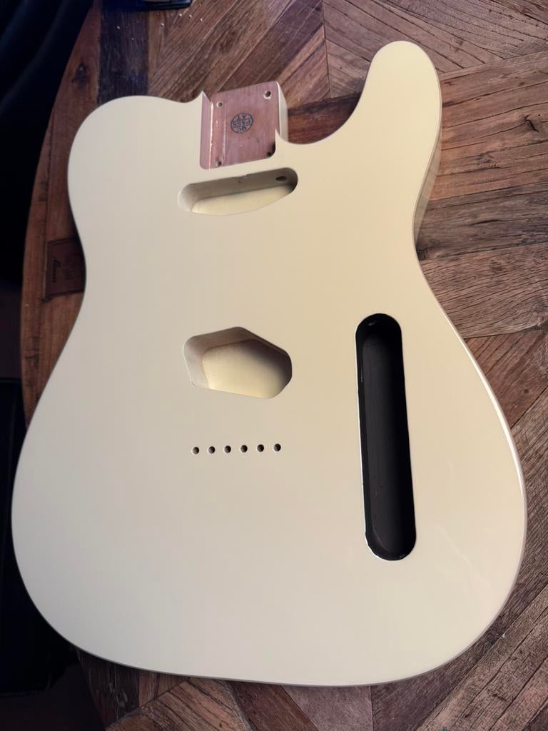 Telecaster custom body CREAM finish dubbel binding NEWW“, Musique & Instruments, Envoi, Neuf