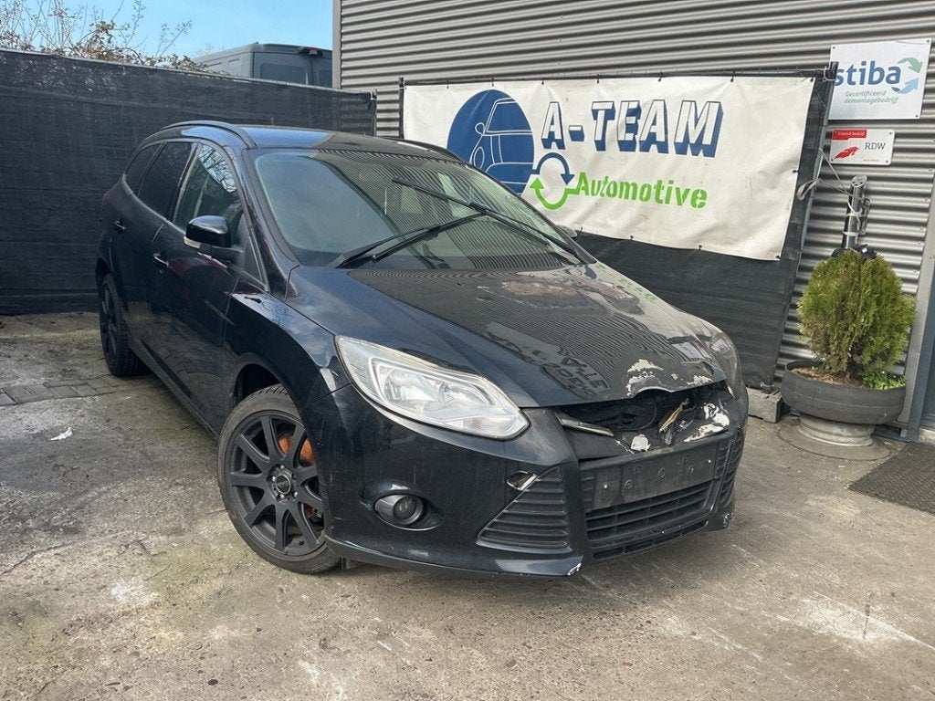 FUSEE RECHTS VOOR Ford Focus 3 Wagon (|AV613K170DAC|), Gebruikt, Henry-Ford-Straße  1
50735  Köln, DE, Ford-Werke GmbH, Kunden@ford.com