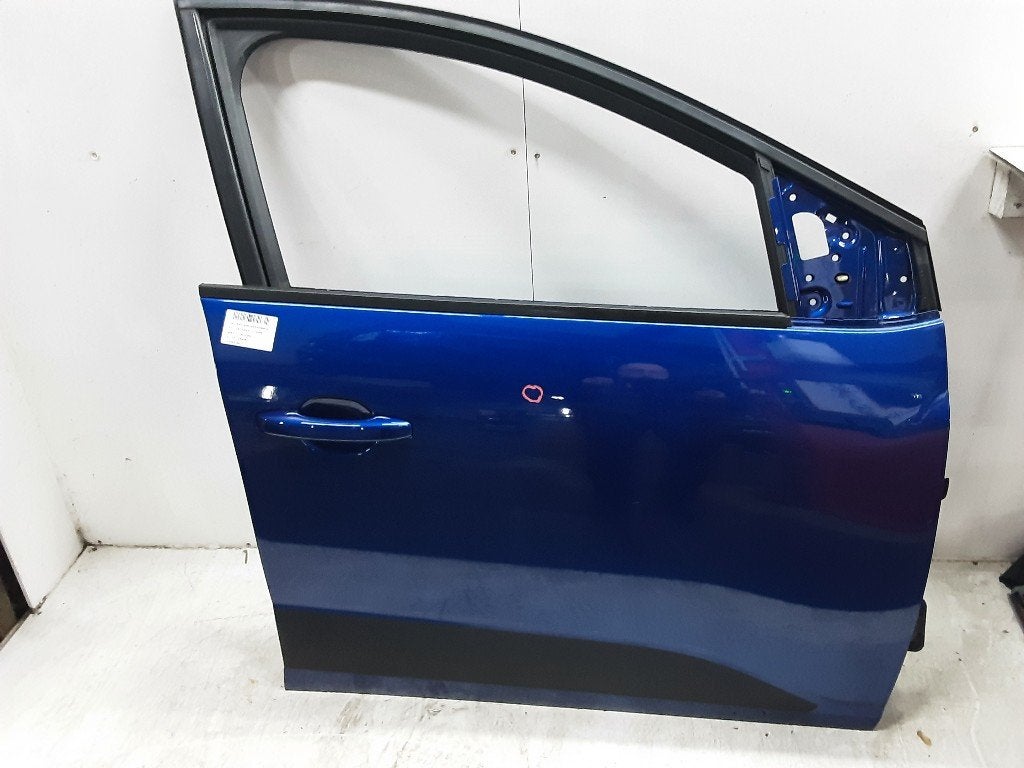 PORTE AVANT DROITE Dacia Sandero III (01-2019/-), Dacia, Mevr. I. Hauben, Utilisé, Porte