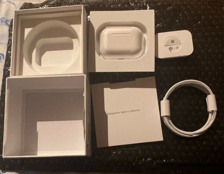 AirPods Pro 2 met ANC, gratis kabel en extra eartips, Ophalen, Nieuw, In oorschelp (earbud), Wit