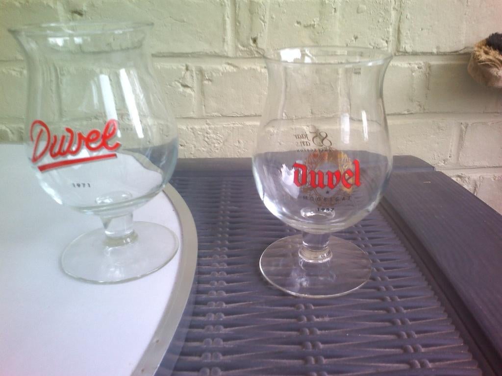 2 Duvel glazen 85jaar collection., Verzamelen, Ophalen of Verzenden, Zo goed als nieuw, Glas of Glazen, Duvel