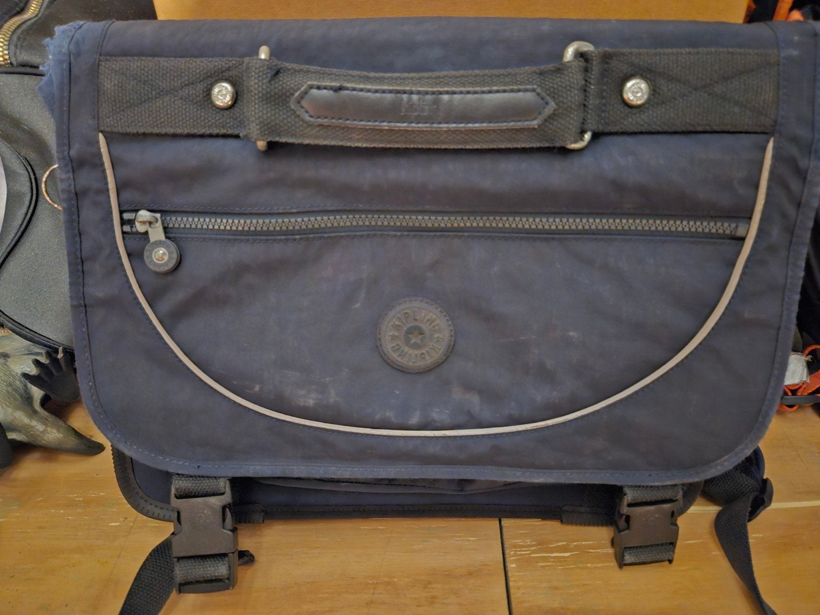 sacoche Kipling, Bijoux, Sacs & Beauté, Sacs | Cartables, Enlèvement