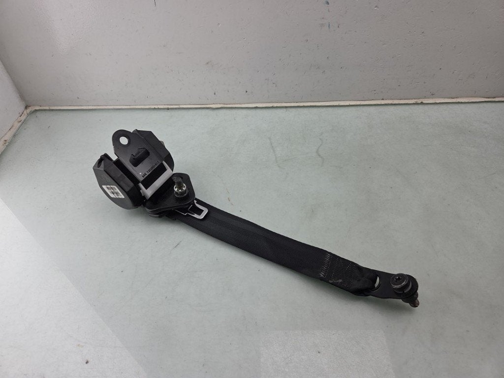 CEINTURE DE SECURITE ARRIERE DROITE Fiat 500 (312), FCA Germany GmbH, IPC D1-09 Bahnhofsplatz
65423  Rüsselsheim am Main, DE, Utilisé
