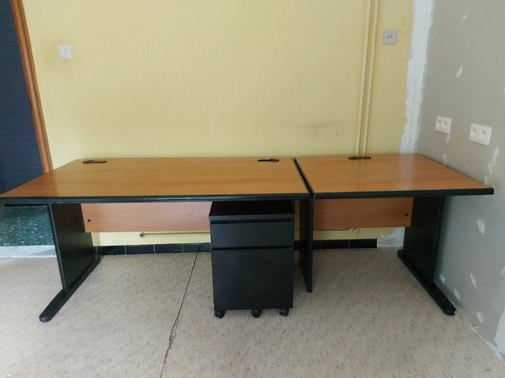 bureau, Kabelgoot, Hoekbureau, Zo goed als nieuw, Overige merken
