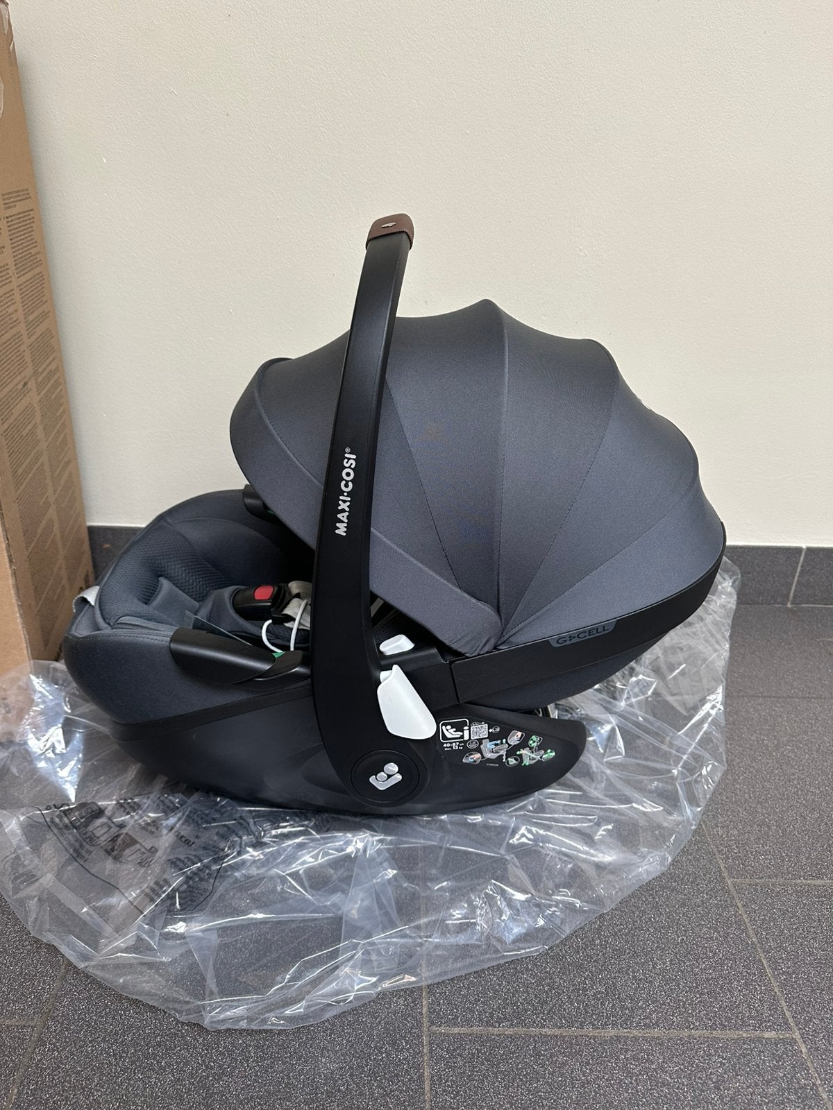 Maxi-Cosi Pebble Pro2 (één keer gebruikt), Kinderen en Baby's, Autostoeltjes, Ophalen, Zo goed als nieuw, Maxi-Cosi, Zijbescherming