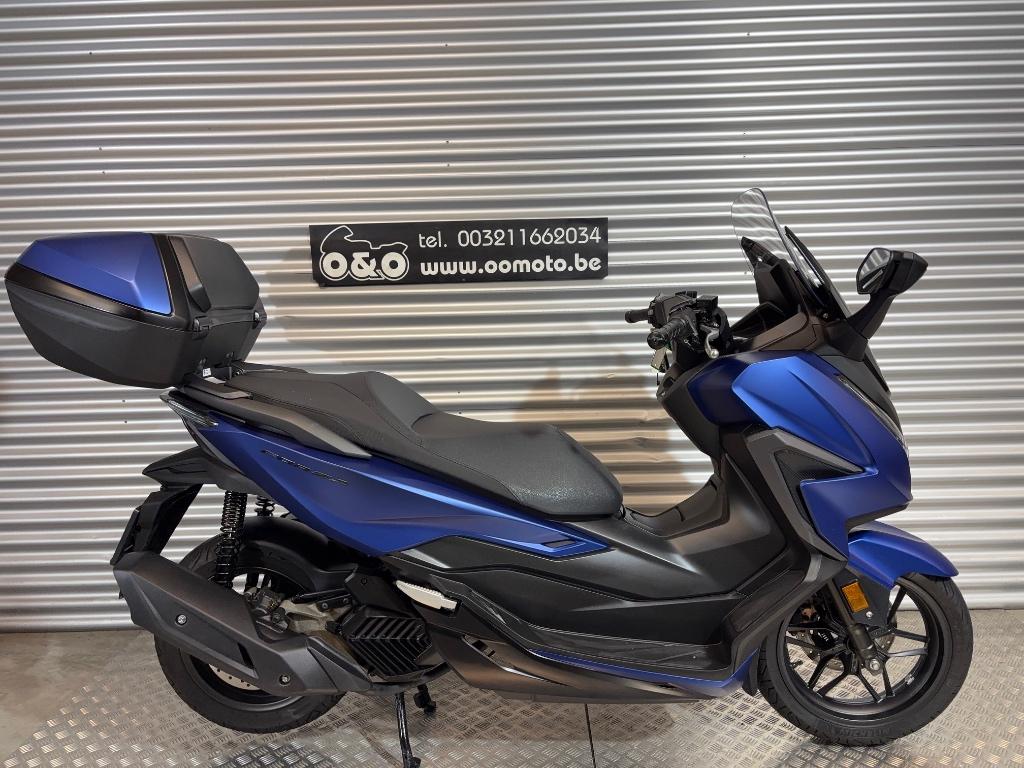Honda Forza 125 ABS 11KW + Garantie + GRATIS onderhoud!, Motoren, Scooter, Occasion, Bedrijf, 125 cc