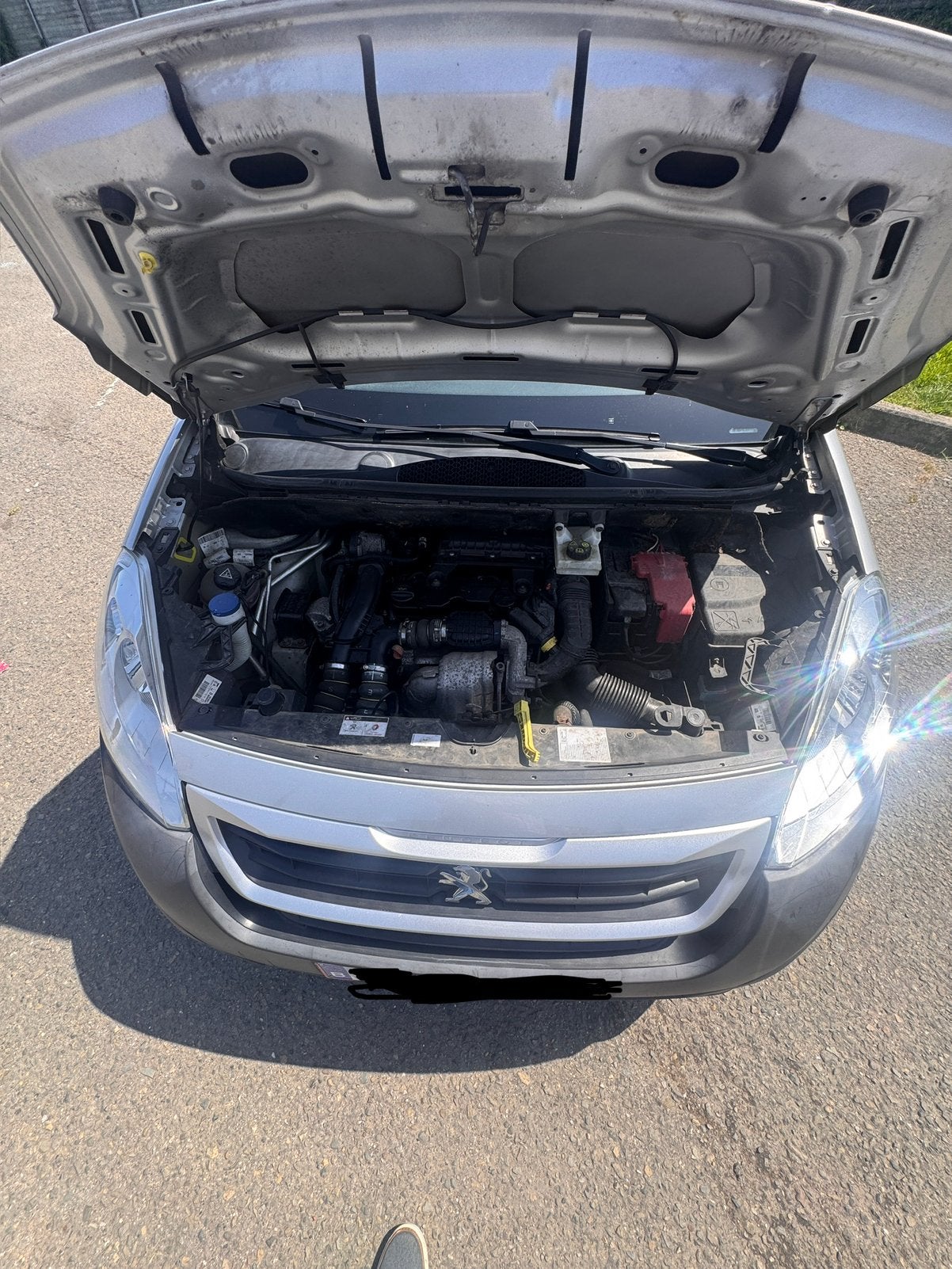 Peugeot partner 02/2018 diesel 100 cv CT Ok 2027, Argent ou Gris, 3 places, Boîte manuelle, Autre carrosserie