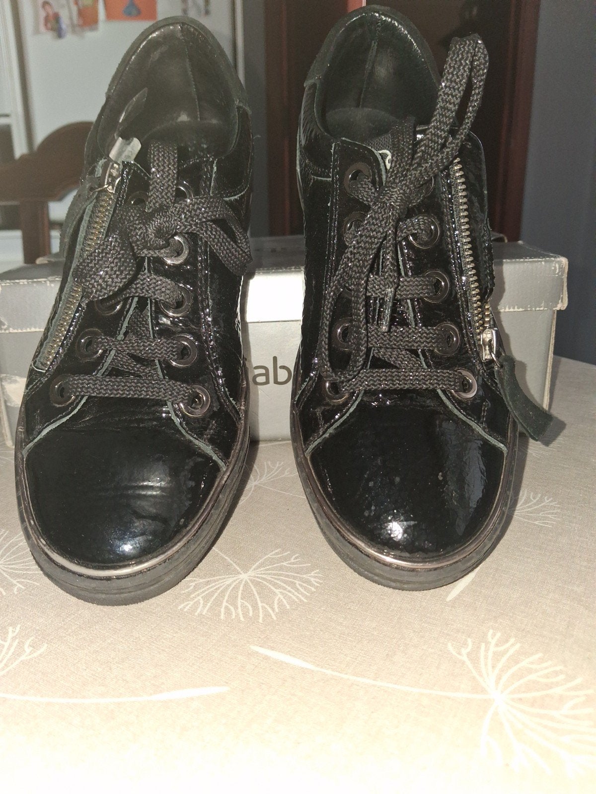 Chaussures noires taille 37, Enlèvement