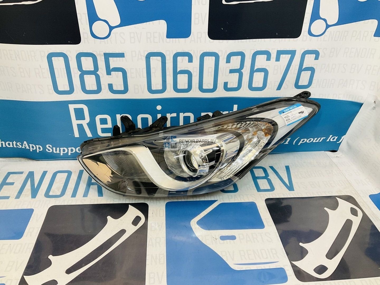 Koplamp Hyundai i30 2011-2016 Links Led 92101A6060 Origineel, -, Utilisé, -, Enlèvement ou Envoi