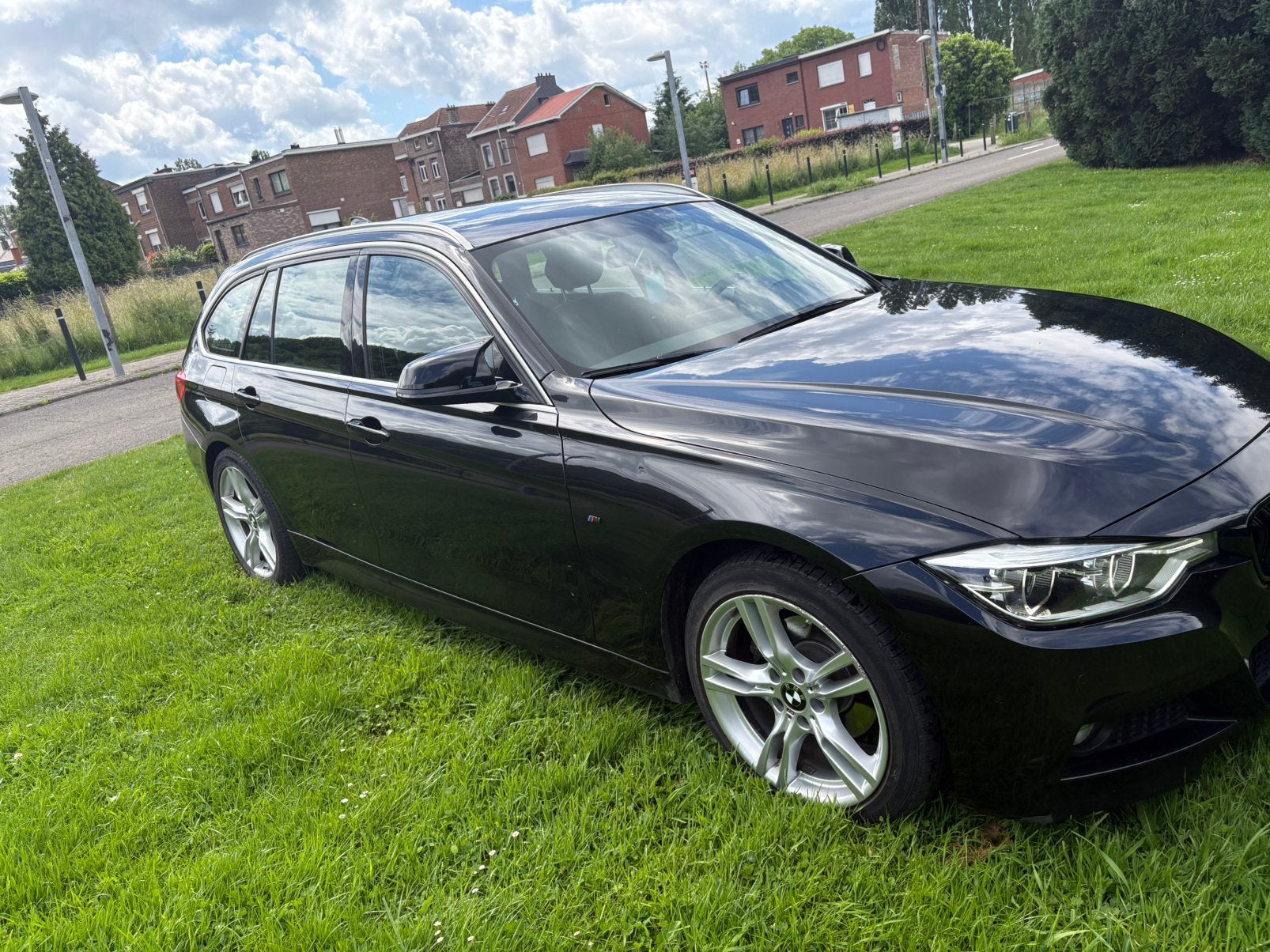 Bmw 318D M 150cv, Autos, Cuir et Alcantara, Achat, Boîte manuelle, Noir