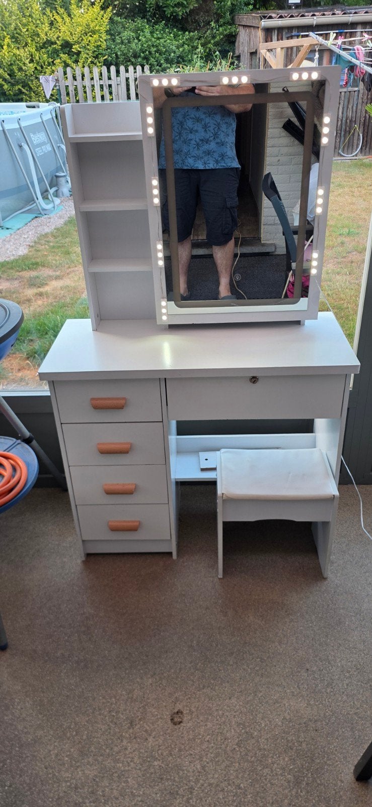 make-up tafel voor kids tot 12 a13 jaar., Huis en Inrichting, Ophalen, Gebruikt