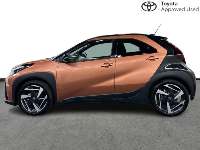 Toyota Aygo 116hp HEV Envy Air | JBL | sunroof, Autos, Achat, Euro 6, Noir, 5 portes