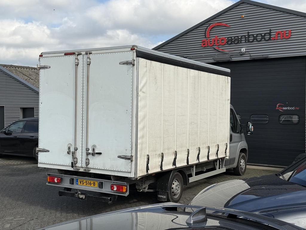 Peugeot Boxer 335 2.2 HDI L4 XR Bakwagen | Laadbak | Trekhaa, Auto's, Voorwielaandrijving, Euro 5, Stof, Gebruikt