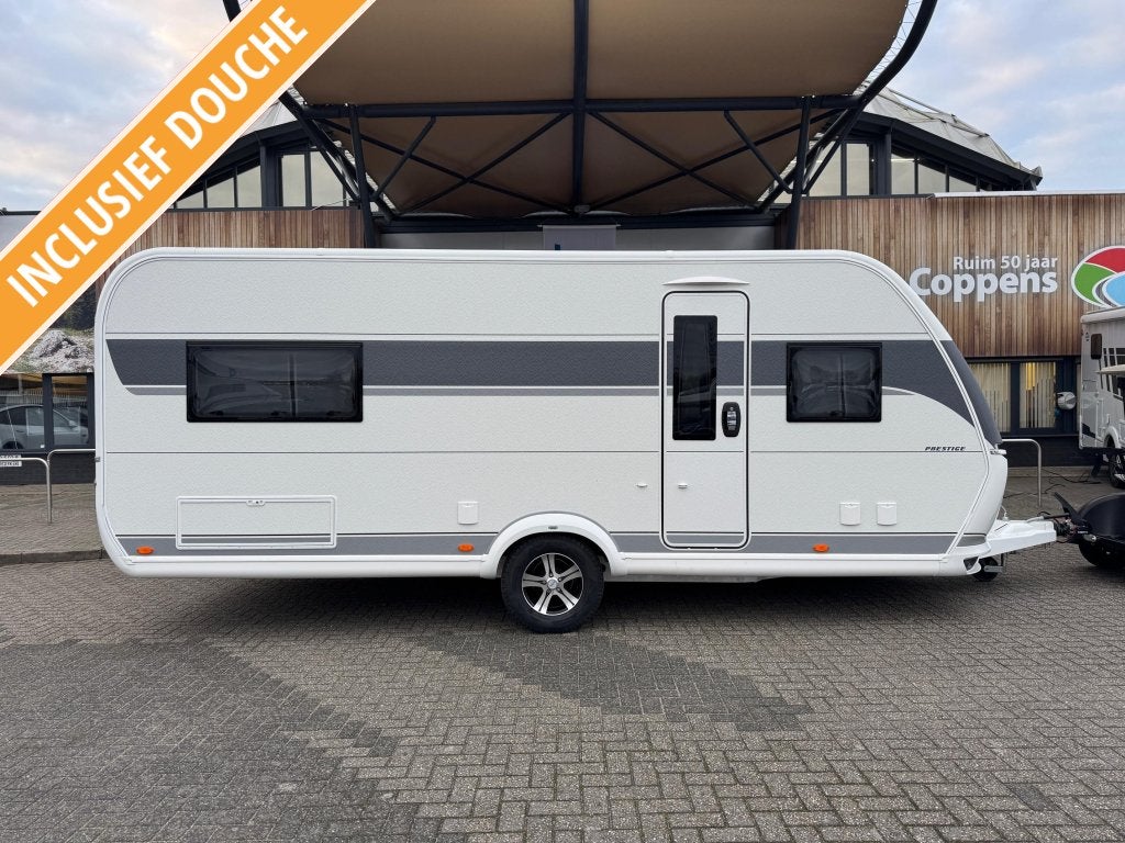 Hobby Prestige 560 FC 2026 &euro; 3200,- KORTING!, Rondzit, Hobby, Lengtebed, Schokbreker