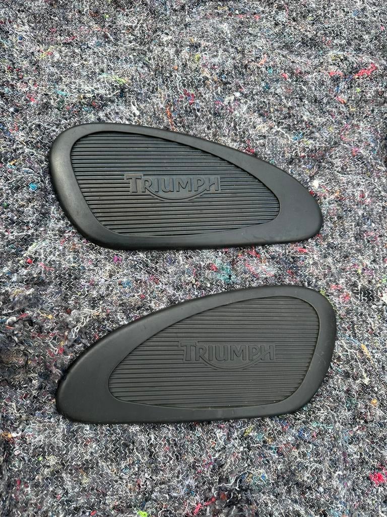 Triumph Thruxton/Bonneville onderdelen, Enlèvement
