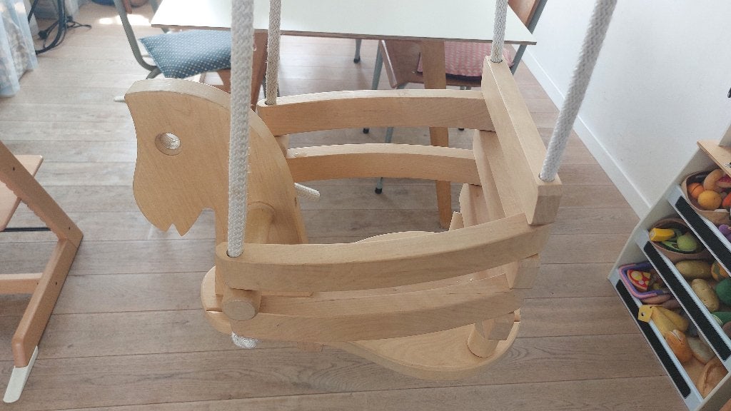 Schommelpaard (houten schommel), Ophalen, Zo goed als nieuw, Overige typen