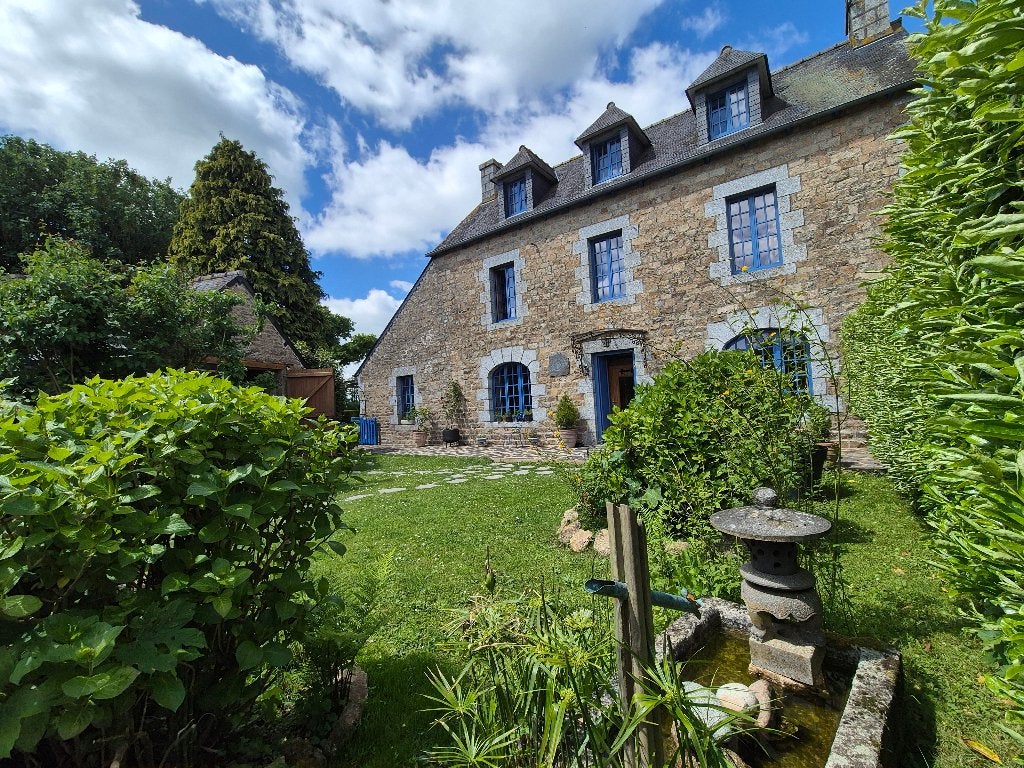 Charmante maison en BRETAGNE, Village, Maison d'habitation, 4 pièces, 160 m²