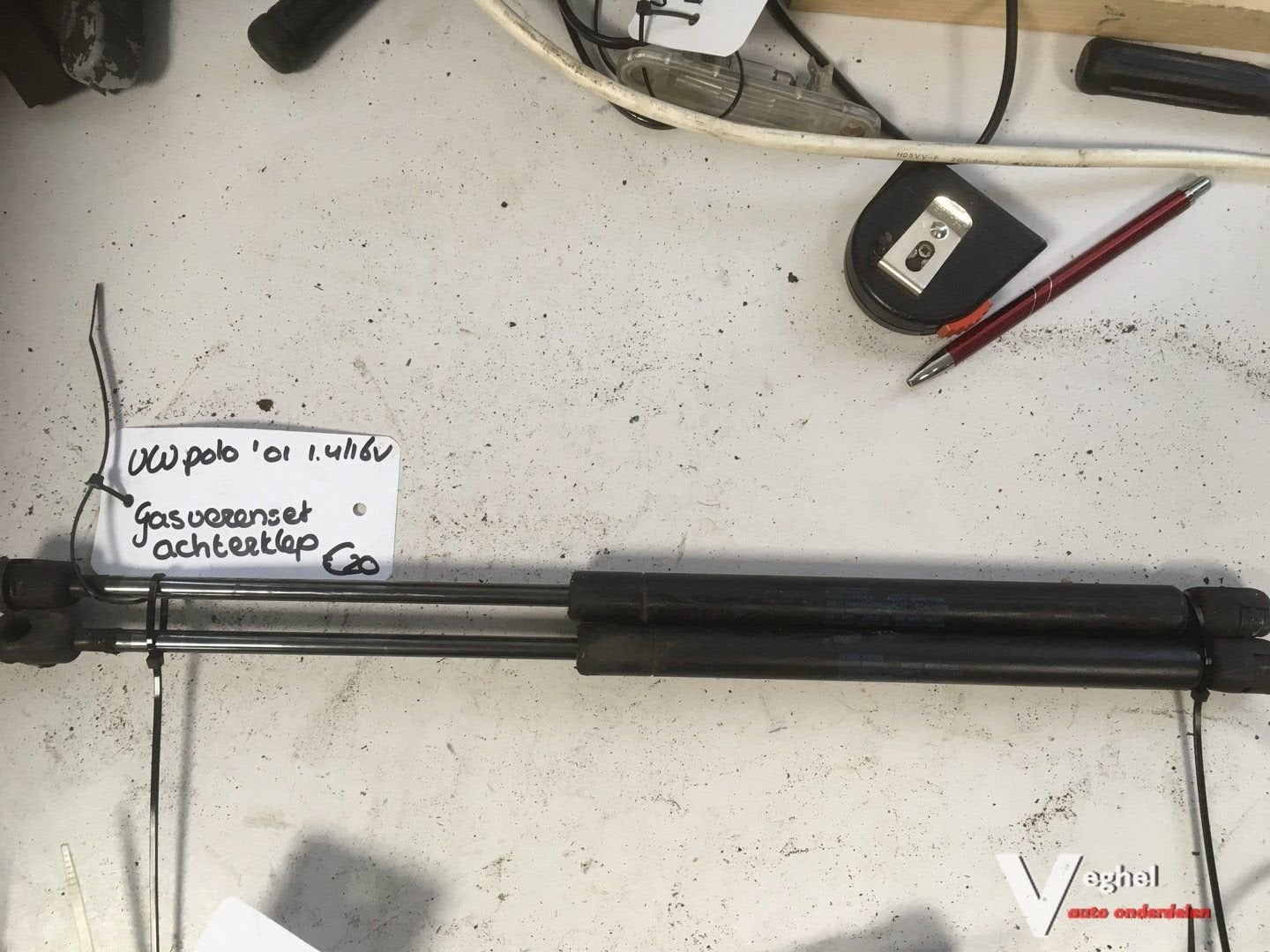 Vw Polo 2001 Gasveren achterklep, Auto-onderdelen, Gebruikt, -, -, Ophalen of Verzenden